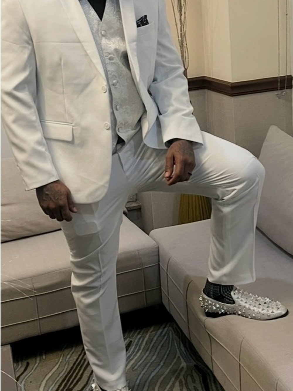Men's White Formal Suit Jacket & Trousers with Patterned Waistcoat